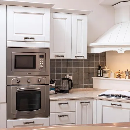 Апартаменты Center - Alba Di